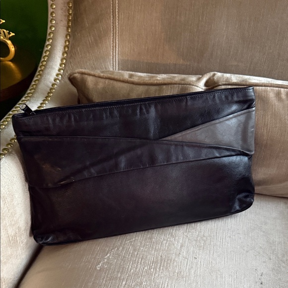 Vintage Black Leather Clutch - Picture 1 of 8